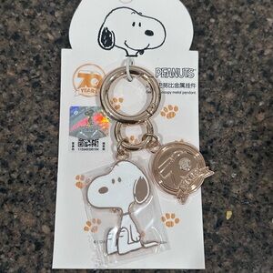 snoopy dog keychain